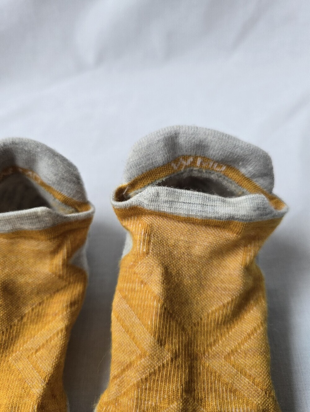 Smartwool▪️Run Low Ankle Socks Bundle- Mustard/Grey & Turquoise/Black - Picture 5 of 12